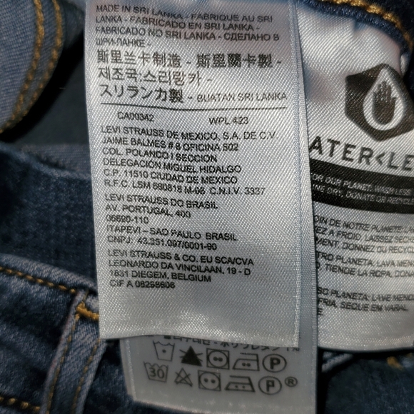Levi Strauss & Co 711 Skinny - Picture 3 of 8